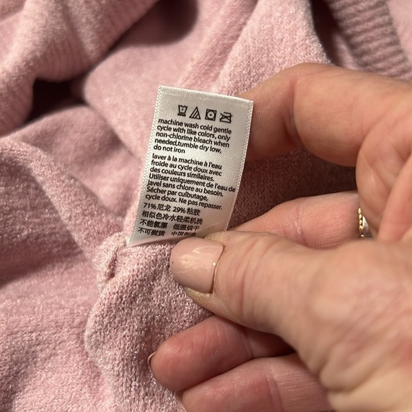 Barefoot Dreams Pink CozyChic Ultra Light Size Small - Picture 9 of 10